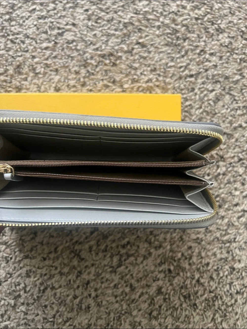 Fendi logo closure